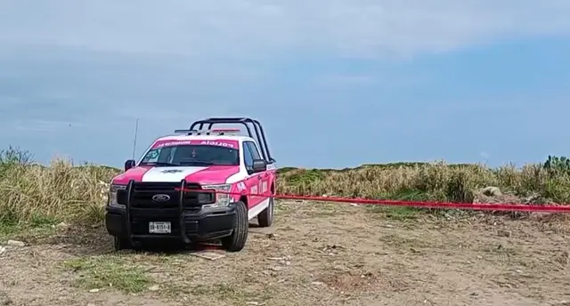 Localizan el cadáver de un hombre en la playa de Coatzacoalcos