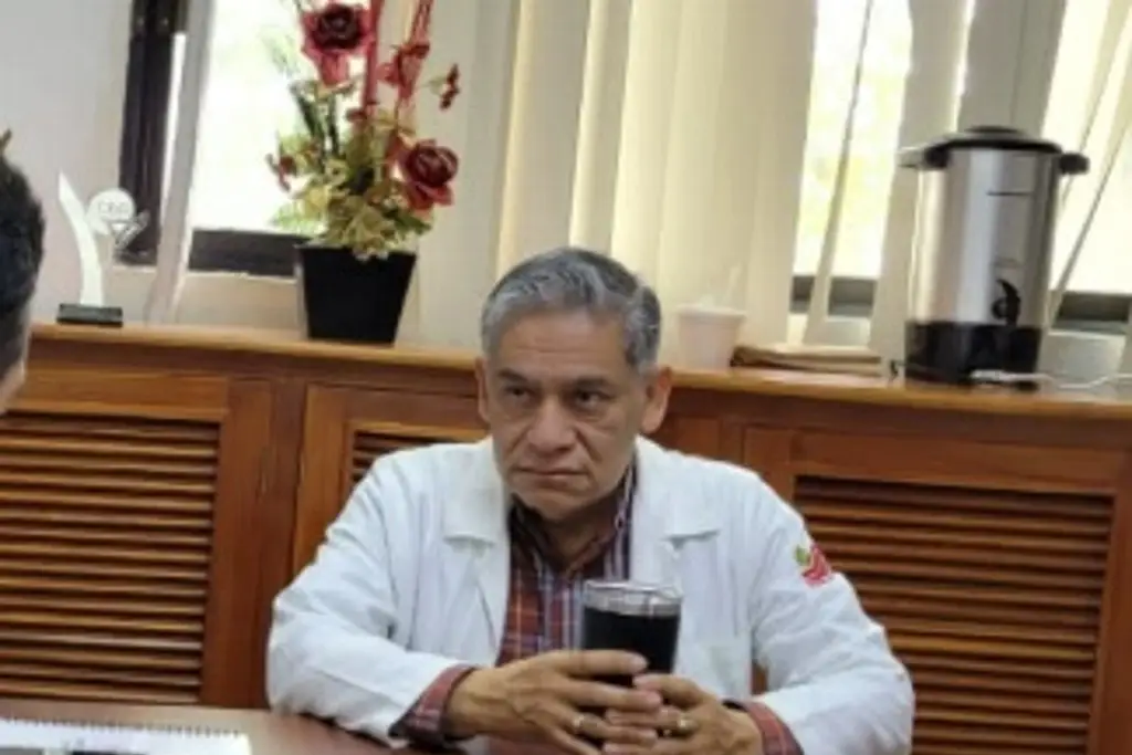 Muere en su oficina director del hospital regional de Poza Rica