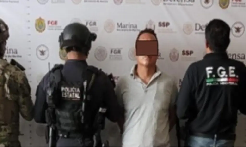 Un detenido y aseguramiento de balas equipo táctico durante cateo Coatzacoalcos