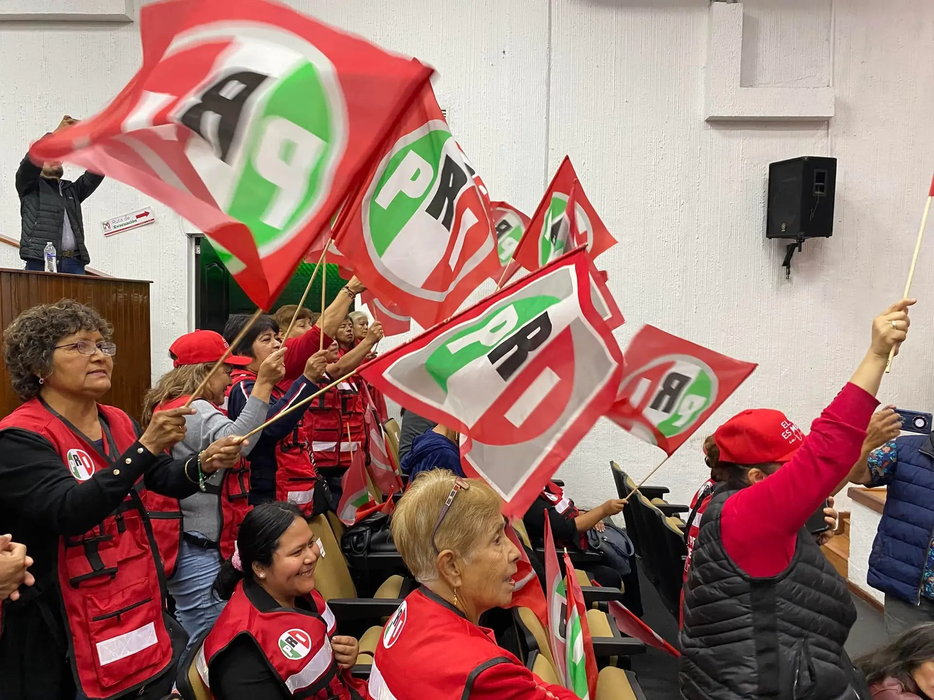 Aspirante a alcaldesa de Tecolutla denuncia amenazas rumbo a la elección