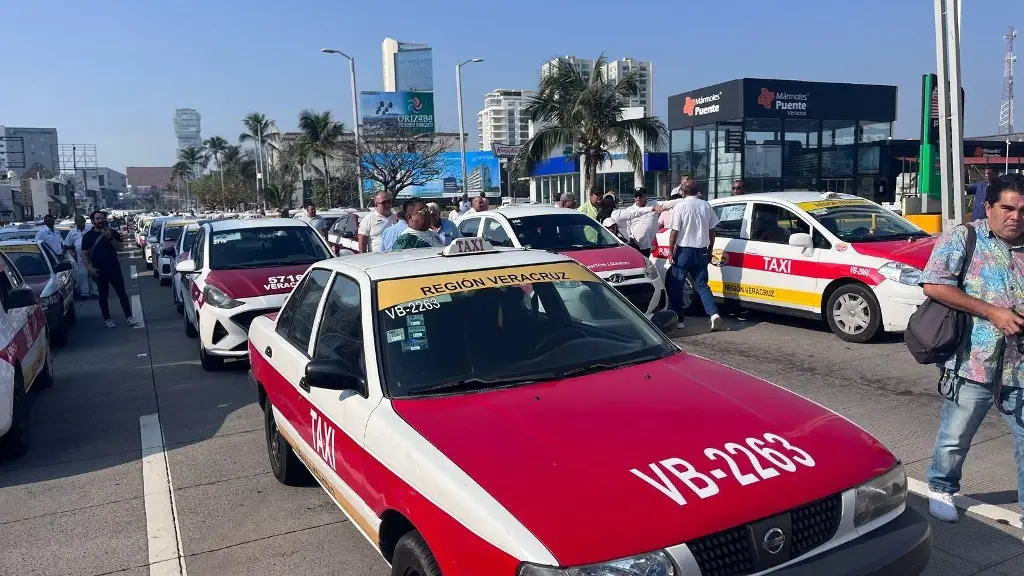 Taxistas protestan contra choferes de aplicación en Veracruz – Boca del Río