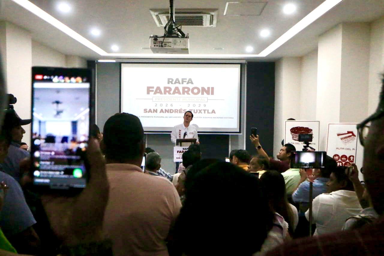 Rafa Fararoni Magaña presentó los cuatro ejes principales de su campaña
