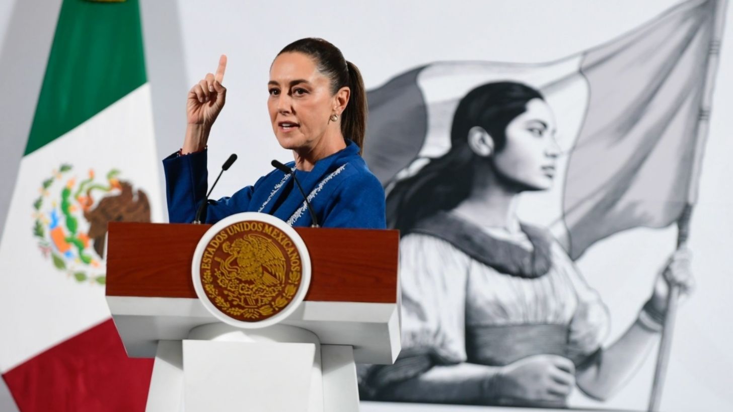 Sheinbaum responde a publicación de la Revista Time: «Hay que tener siempre los pies en la tierra»