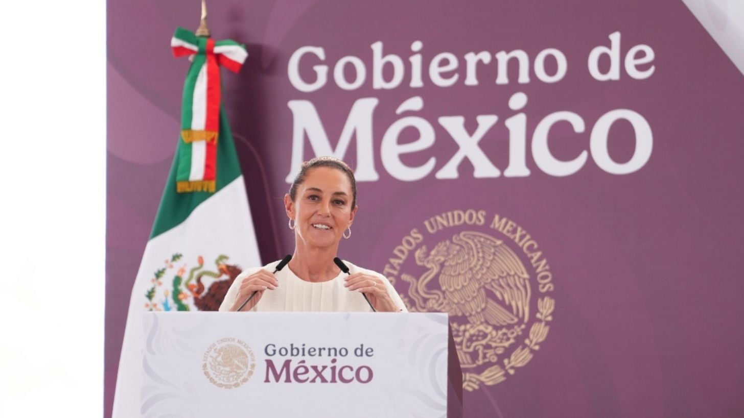 Claudia Sheinbaum felicita a Mark Carney por su victoria como el primer ministro de Canadá