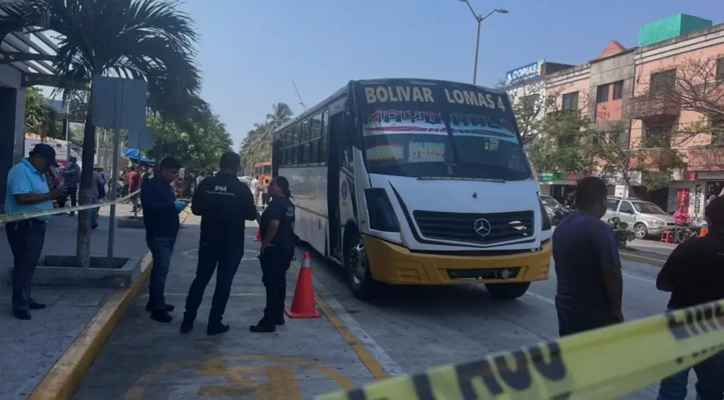 Un hombre fallece a bordo de un camión de la ruta Bolivar en Veracruz