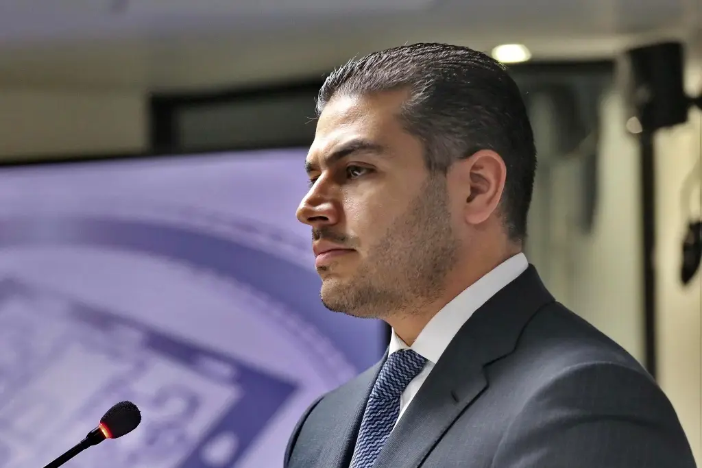 Ovidio Guzmán negocia con EU; 17 familiares acordaron entregarse al FBI: García Harfuch