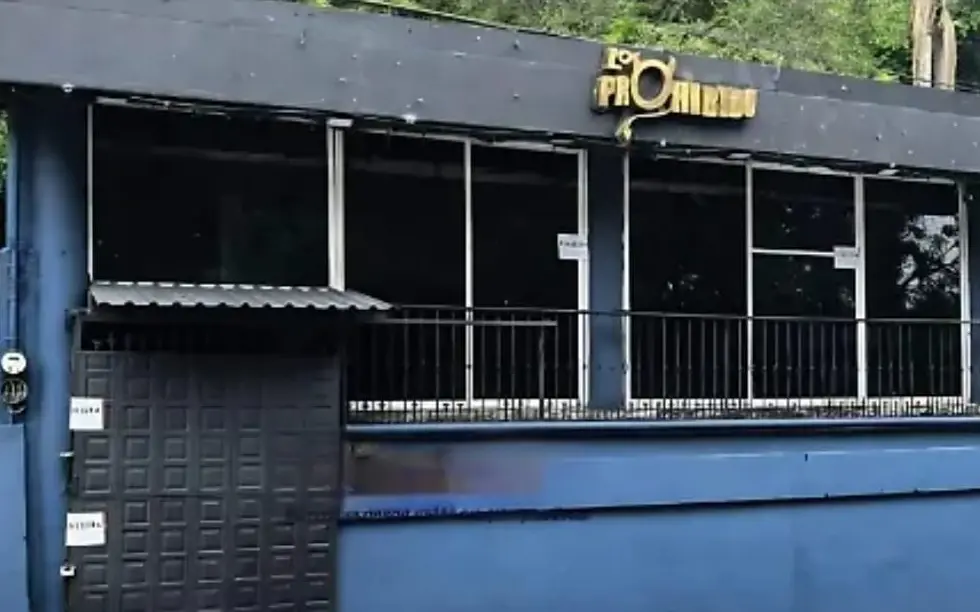 Clausuran bar “Lo Prohibido” en Orizaba tras baile en tubo de niña
