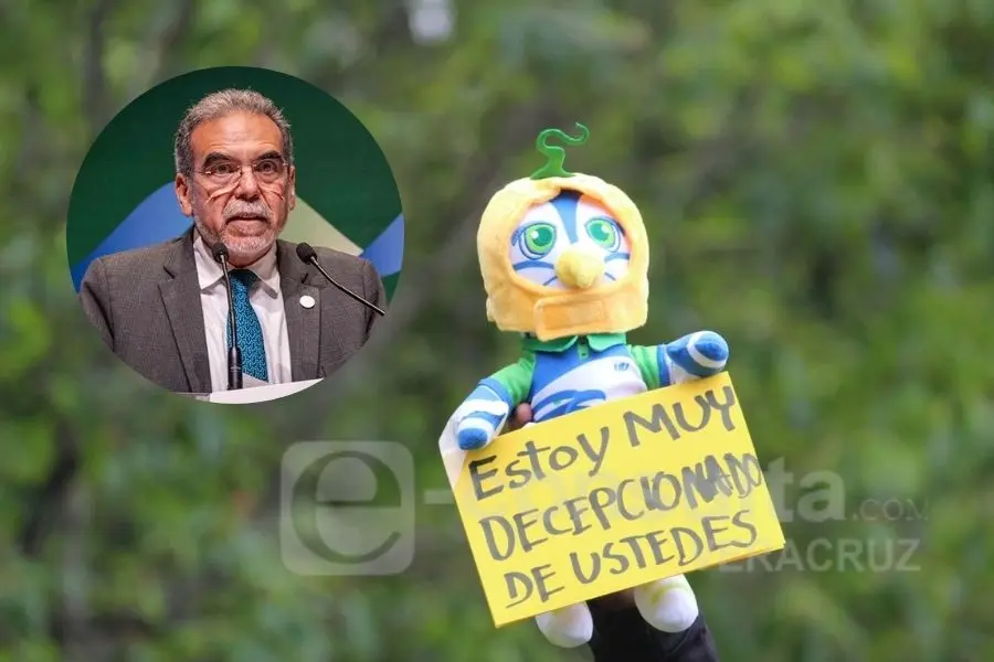 Con protesta exigen auditoría a la administración de Martín Aguilar, rector UV