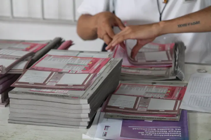 Contarán a mano los votos de la elección judicial en Veracruz