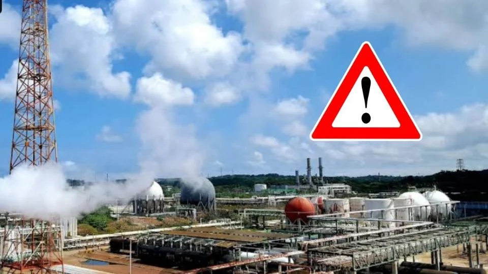 Hallan cadáver en descomposición dentro del Complejo Petroquímico Pajaritos en Coatzacoalcos