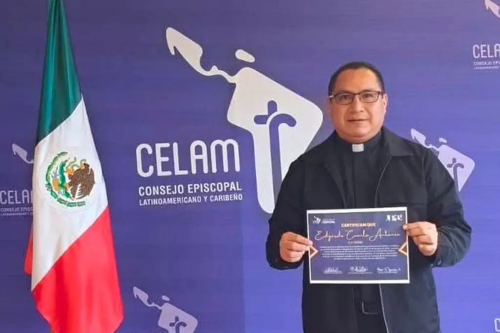 Sacerdote de Veracruz ayudó a 2 personas a salvarse, antes de quedar atrapado y morir