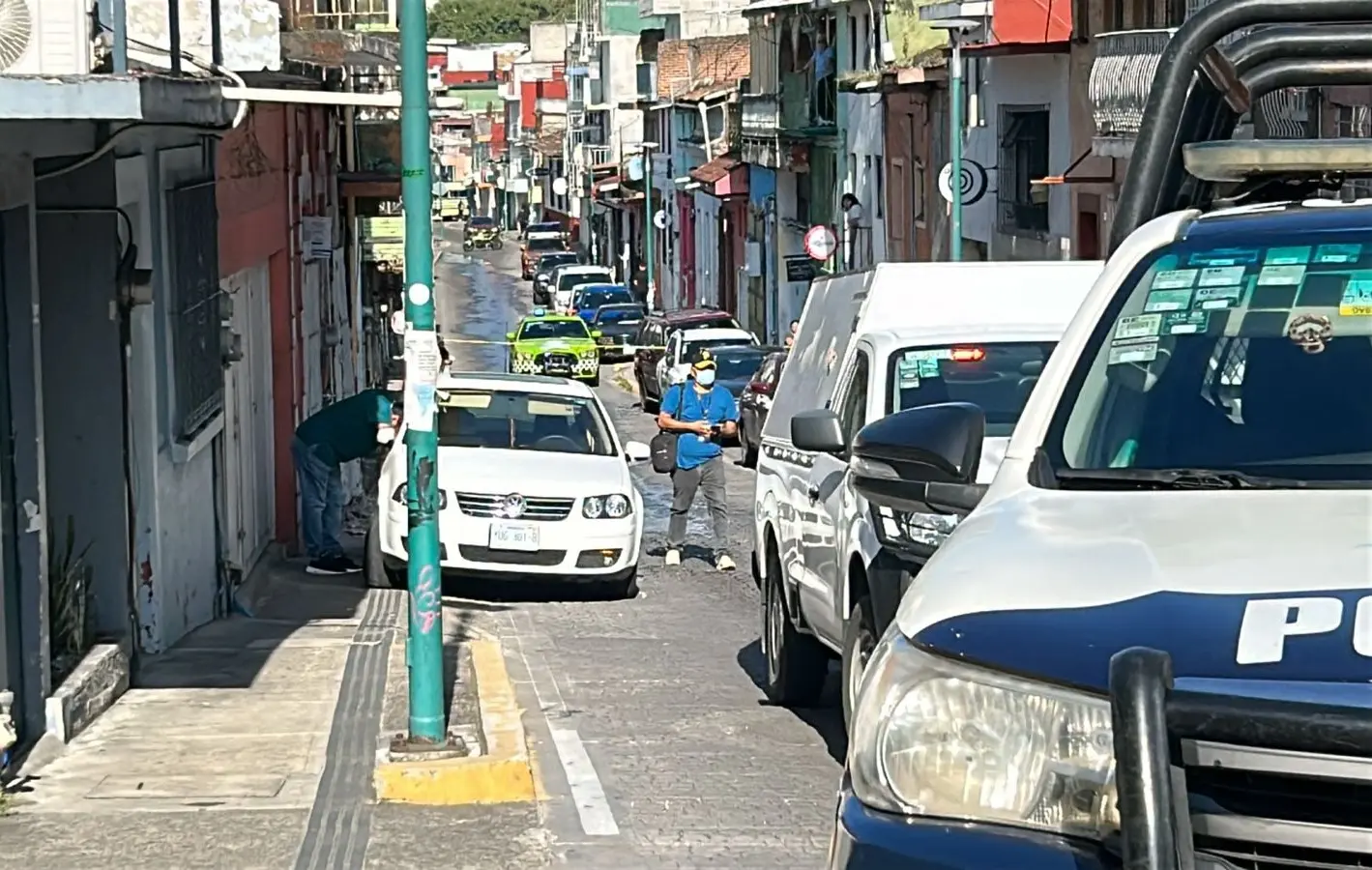 Conductor muere en centro de Xalapa por presunto infarto