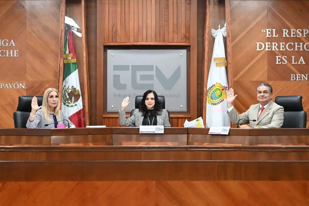Tribunal valida resultados de elecciones y entrega 39 constancias de mayoría en Veracruz