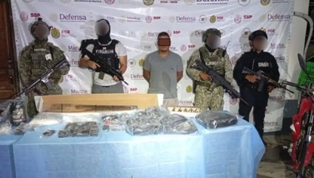 Cae sujeto con tabla de castigo, drogas y más en Coxquihui, Veracruz
