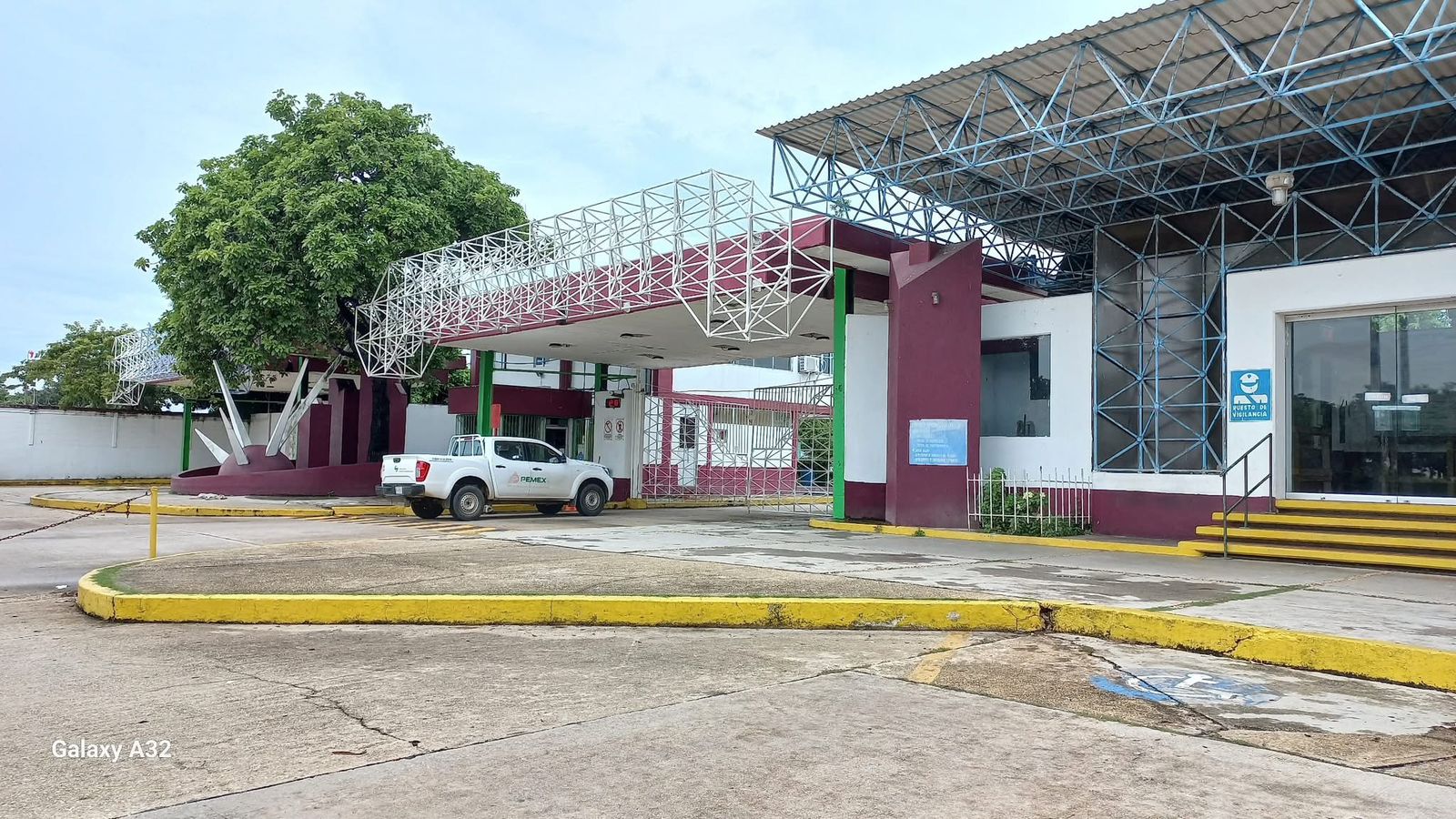 SEIS QUEMADOS EN COMPLEJO PETROQUÍMICO COSOLEACAQUE
