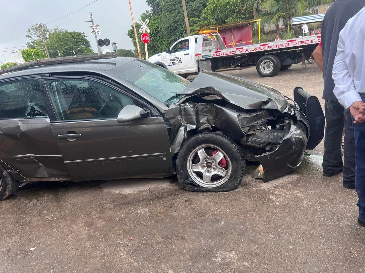 Conductor fue arrastrado por el tren