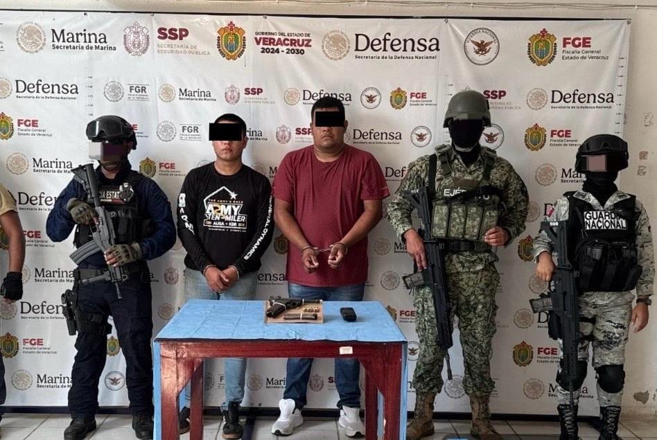 Decomisan drogas, armas y autos en Veracruz; hay 14 detenidos