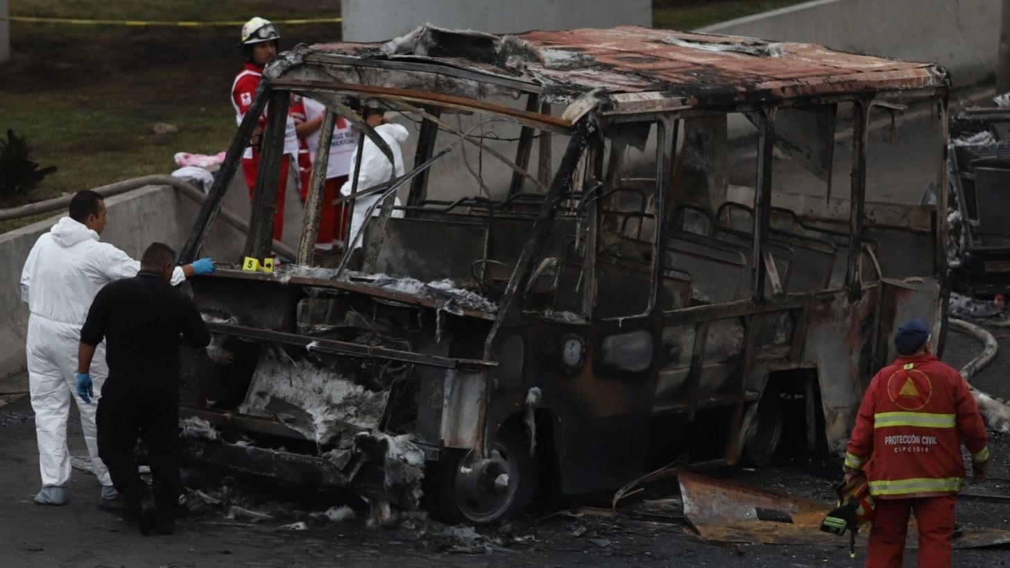 Erick y María, sobrevivientes de la tragedia del Iztapalapa, viajaban en el microbús que quedó calcinado