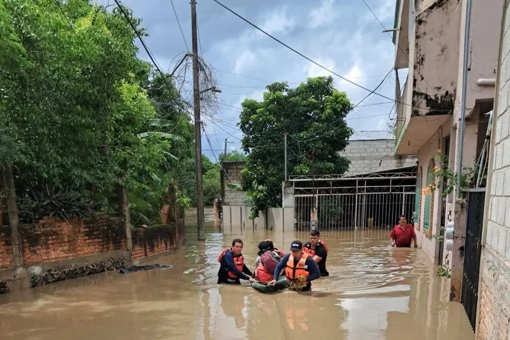 Inundaciones en Veracruz: Alertan por enfermedades y riesgos sanitarios tras desastre