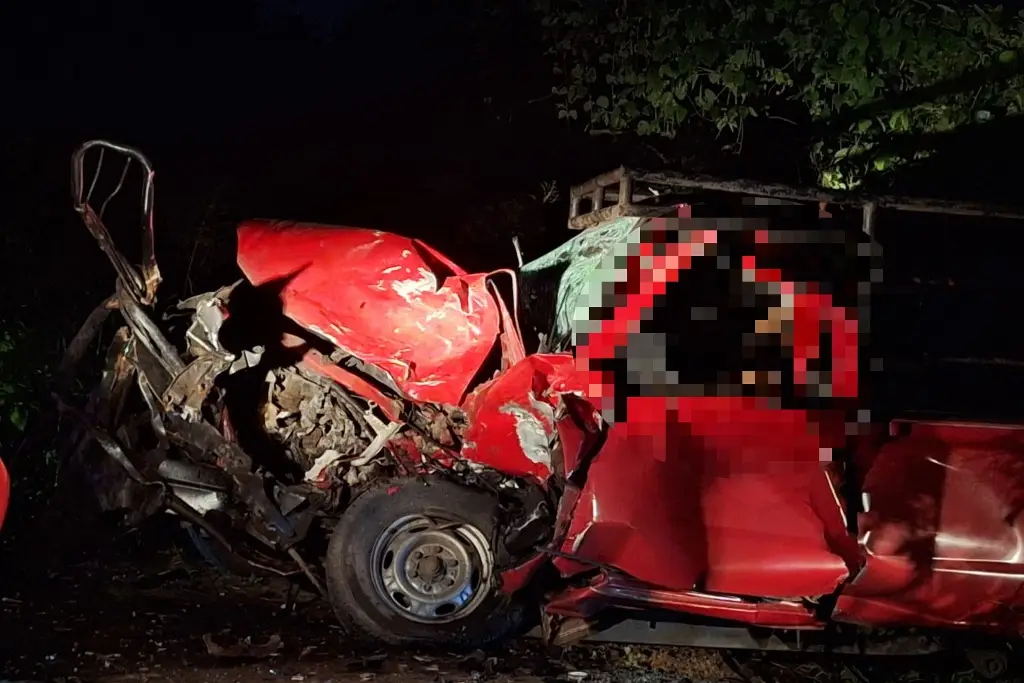 Padre e hijo mueren en fatal accidente en carretera al puerto de Veracruz