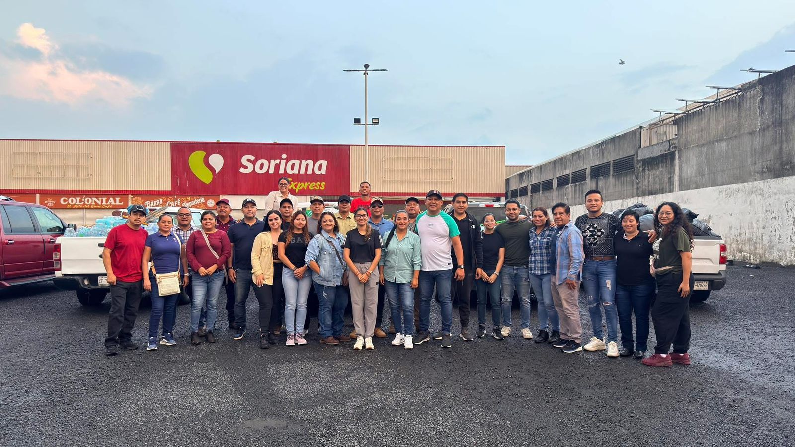 Alcaldesa electa de Ángel R. Cabada, se suma a labores solidarias en apoyo a municipios del norte afectados por inundaciones