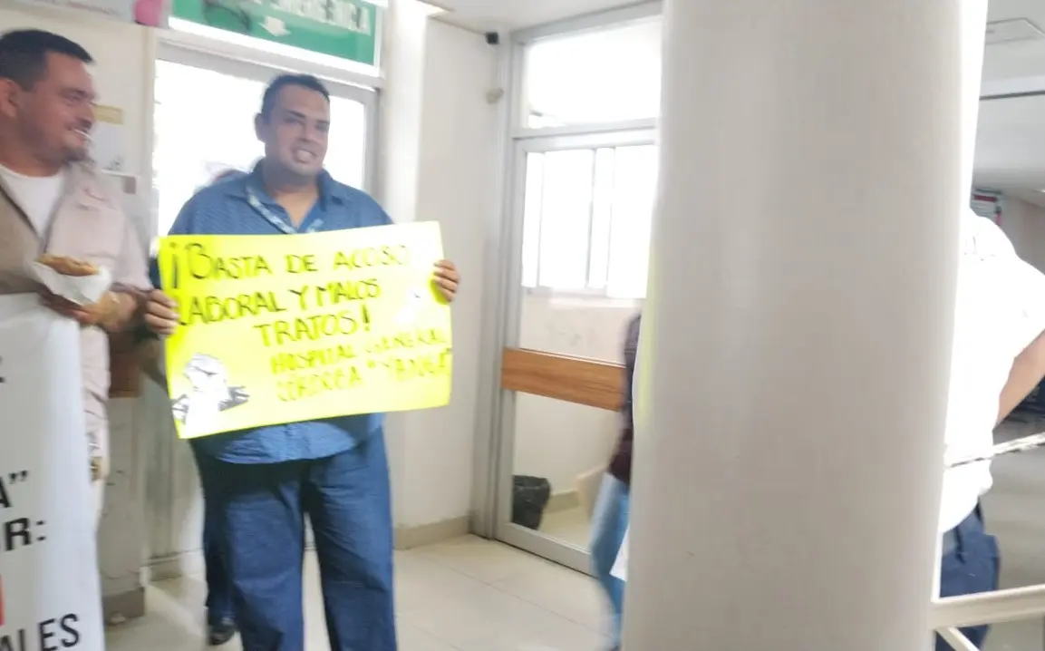 Conflicto en hospital de Córdoba; acusan corrupción y malos tratos