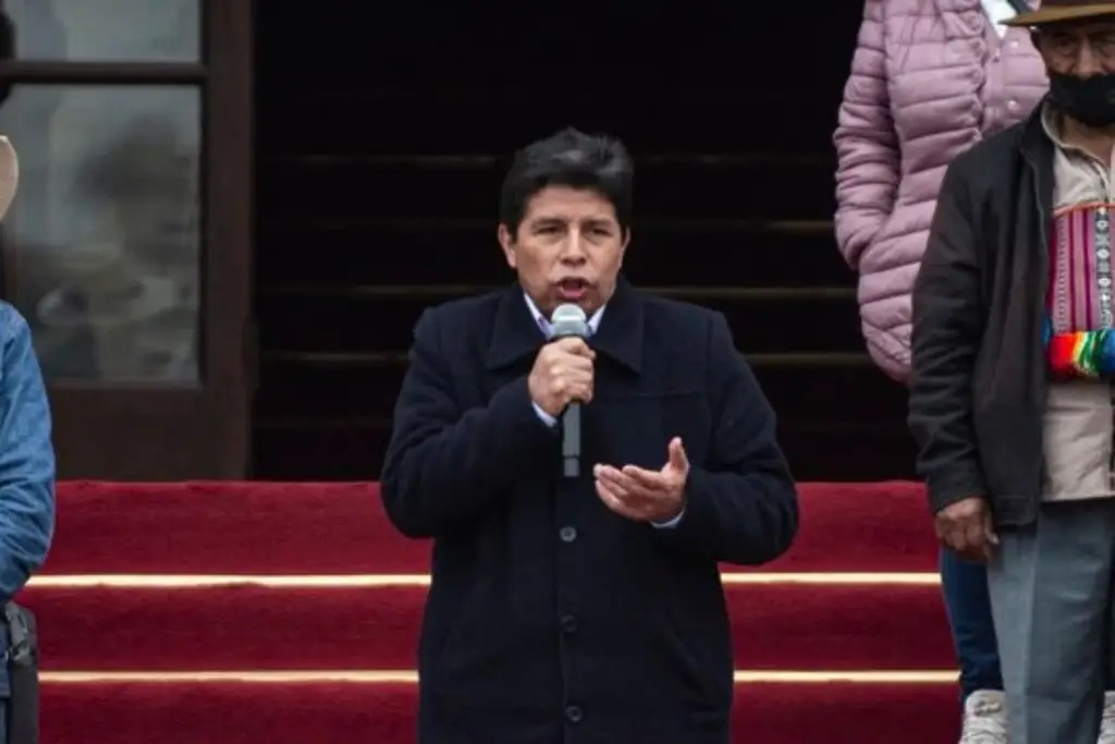 Dan 11 años de prisión a ex presidente de Perú, Pedro Castillo, por intento de golpe de Estado