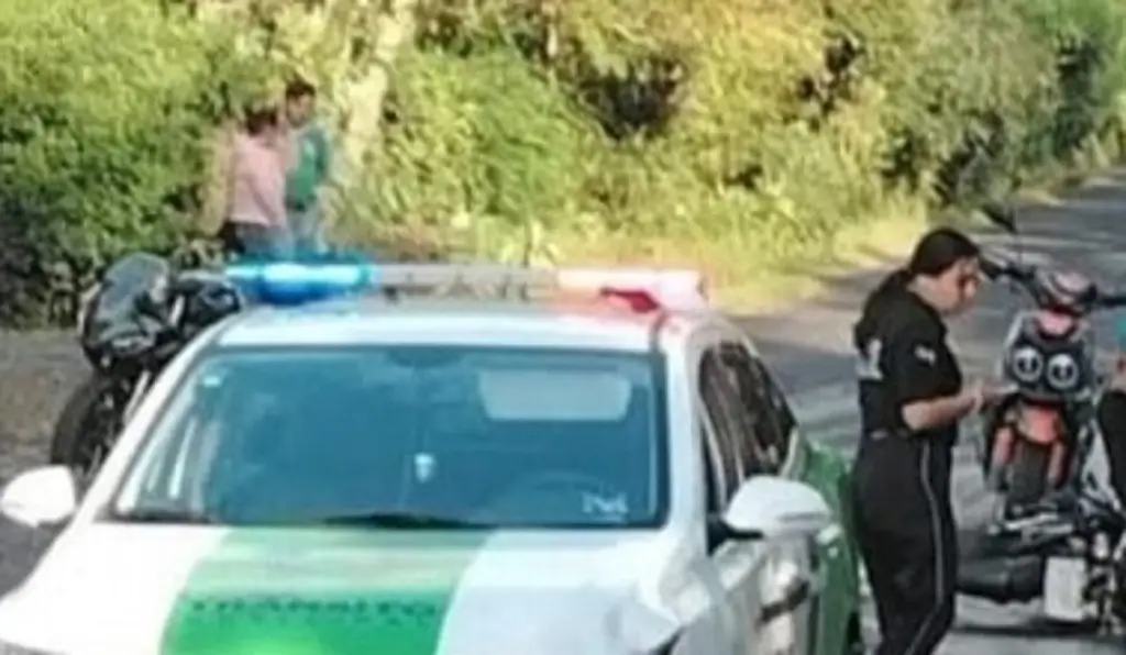 Patrulla de policía arrolla a motociclista en Ixtaczoquitlán, Veracruz