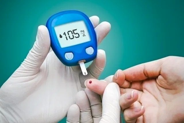 Genes de la diabetes acechan a los mexicanos; el mal aparece a edades cada vez más jóvenes