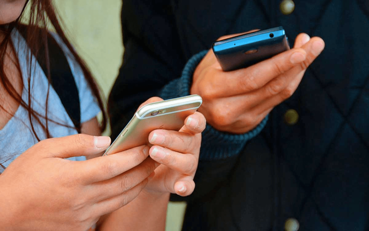 Oficial. Números celulares deberán registrase con la CURP a partir de este día; trámite será OBLIGATORIO