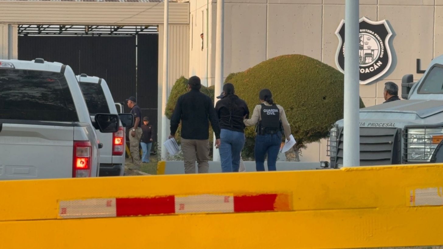 Vinculan a proceso a “El licenciado” y a los siete escoltas acusados del homicidio de Carlos Manzo