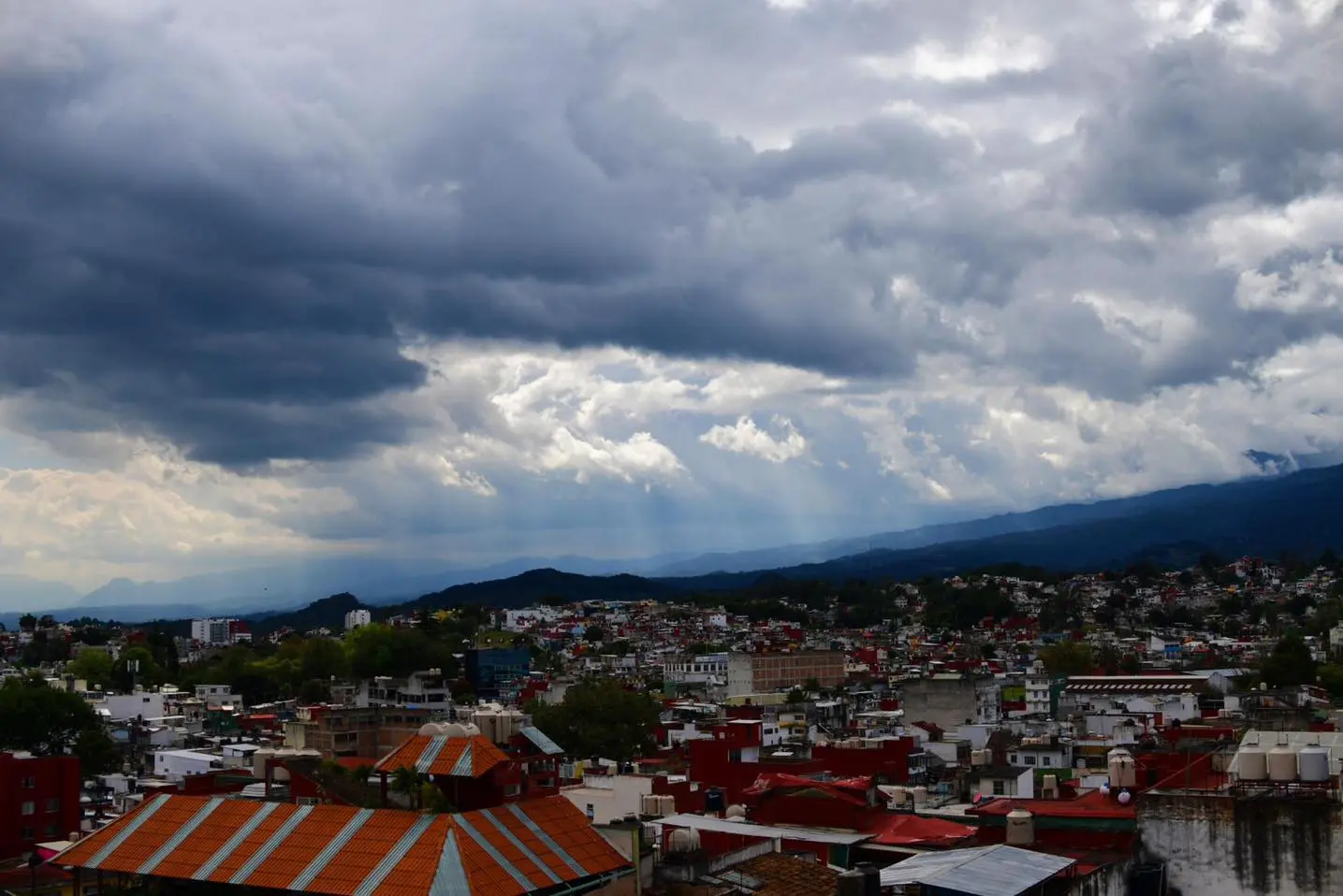 Clima Veracruz: martes con cielo despejado y calor moderado