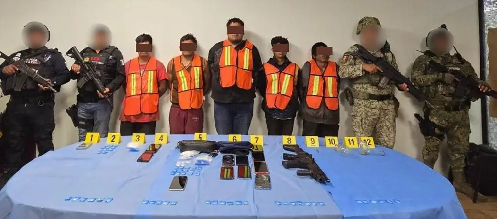 Caen 5 con droga y arma de fuego en Mariano Escobedo