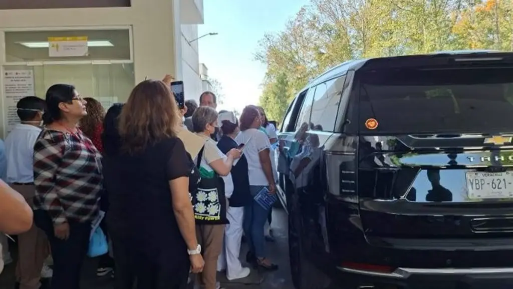 Secretaría de Salud pagó con vales bono de fin de año a trabajadores; reclaman efectivo