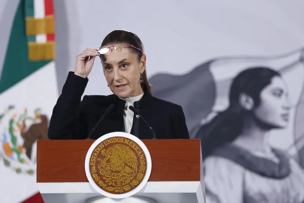 Sheinbaum presume haber recorrido más de 100 mil kilómetros en 2025 en viajes por todo México