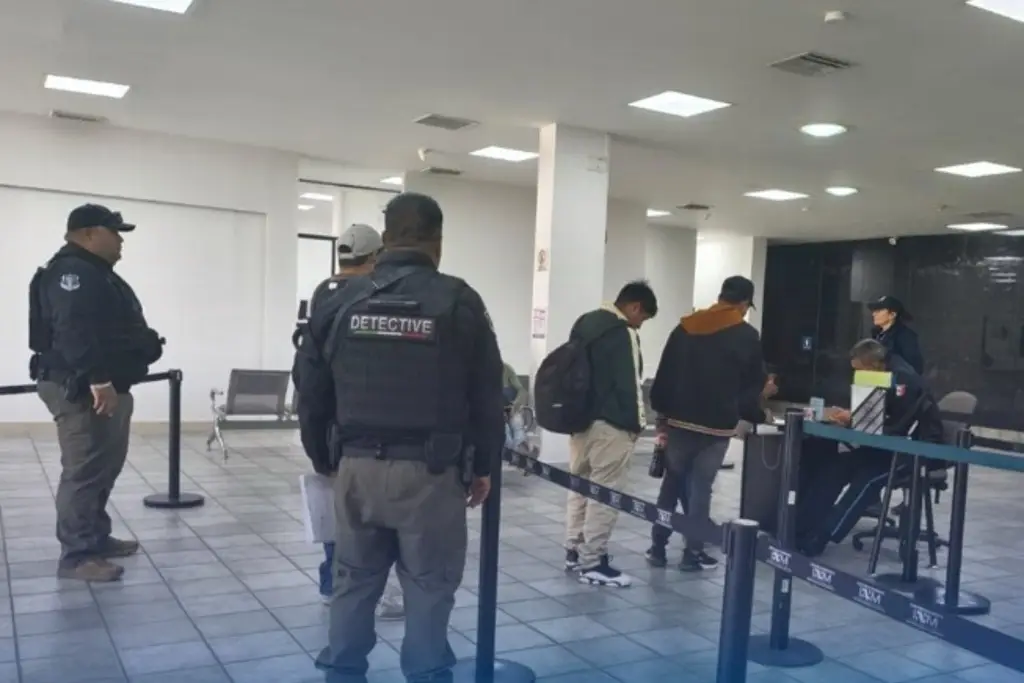 Rescatan a 17 mirgantes en Ciudad Juárez; los tenían sin comer