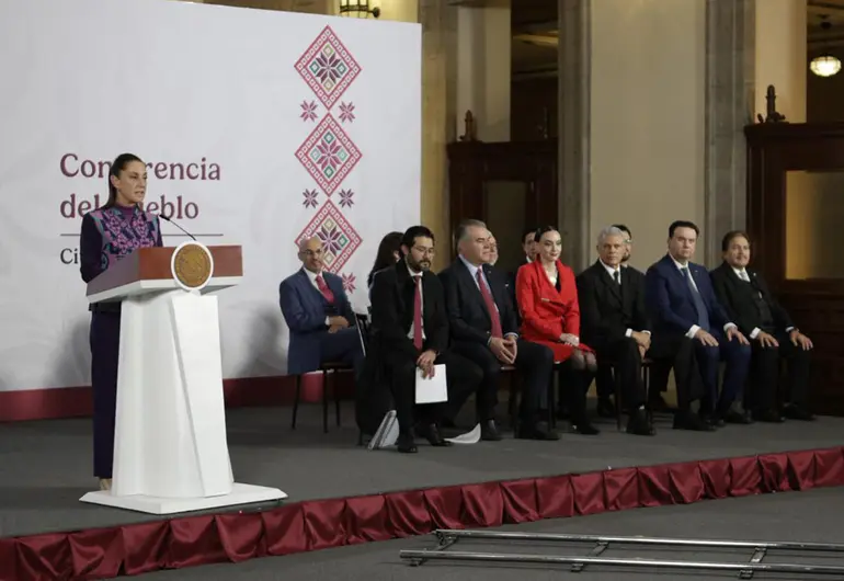 Sheinbaum anuncia aumento a salario mínimo para 2026; ¿en cuánto quedará?