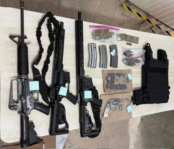 Detienen a siete personas con armas de alto calibre en Texistepec
