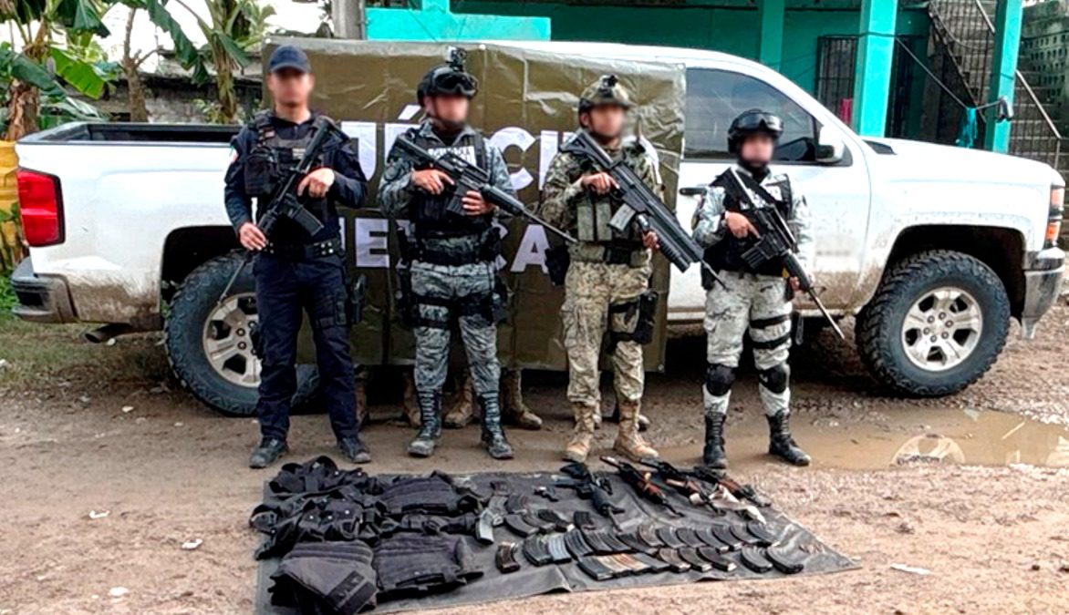 Fuerzas federales decomisan armamento en Pánuco