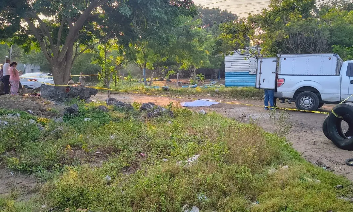 Camión urbano atropella y mata a adulto mayor en Veracruz