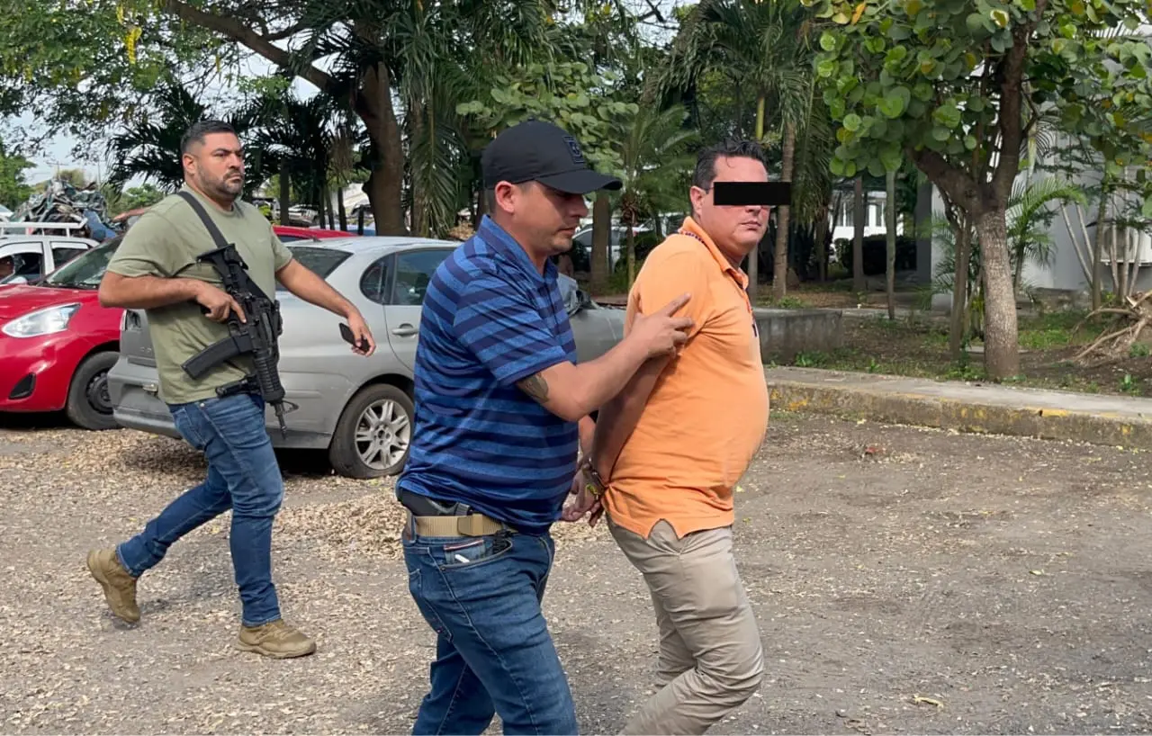 Acusan de secuestro a exdirigente municipal del PRD de Veracruz