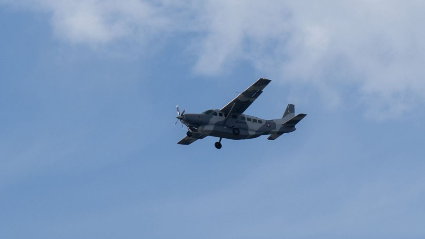 Desplome aéreo en Texas: Marina espera análisis de caja negra para identificar la causa del accidente