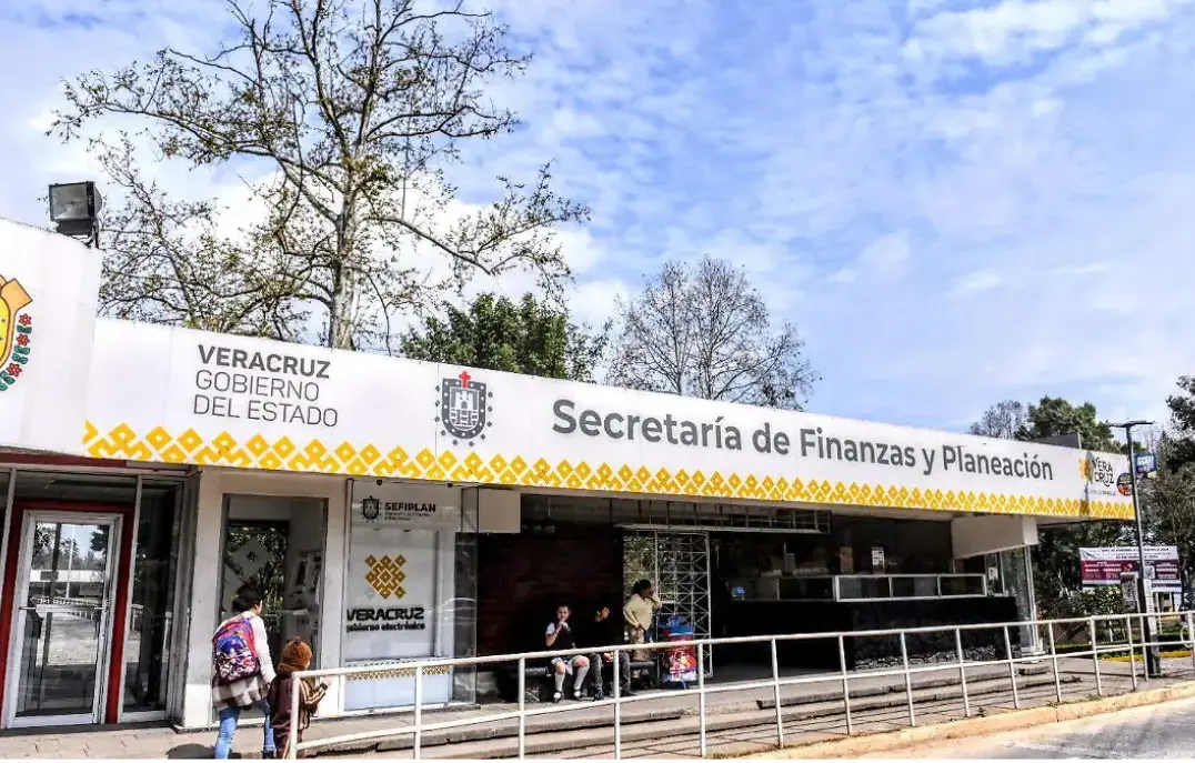 Finanzas intervendrá fideiocomiso para reducir deuda de municipios