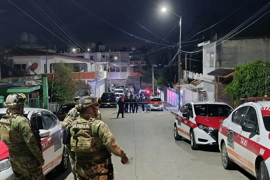 Muere radioperadora en vi0lento ataque armado a base de taxis en Tuxpan, Veracruz