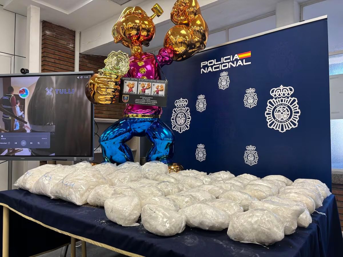 Autoridades de España y EU desarticulan red que enviaba droga desde México escondida en mármol