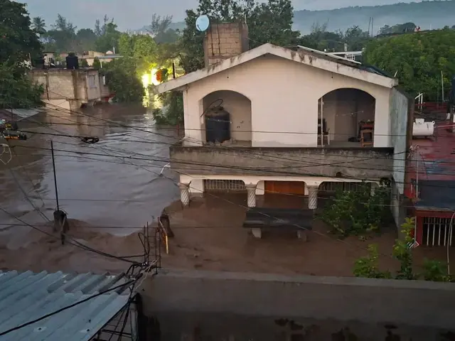 Sedatu reubicará a más de 4 mil personas en riesgo, en el norte de Veracruz