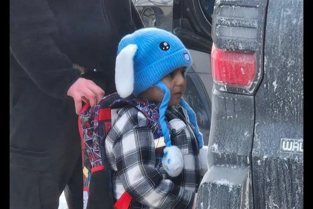 Liberan a niño de 5 años detenido por ICE. Así regresó a casa