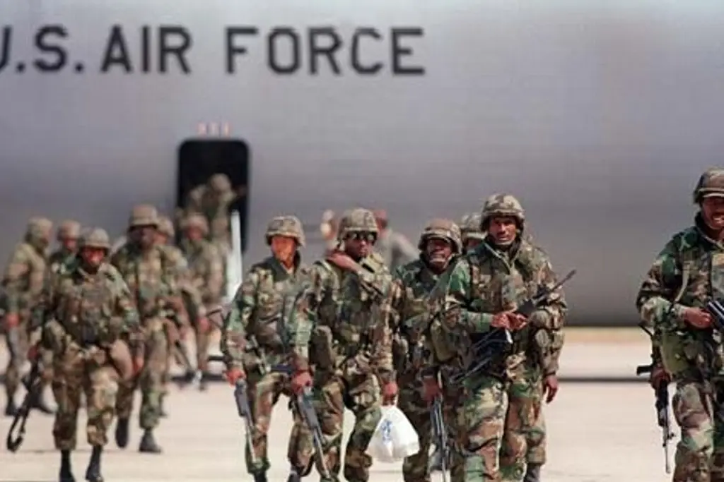 Llegan militares estadounidenses a México