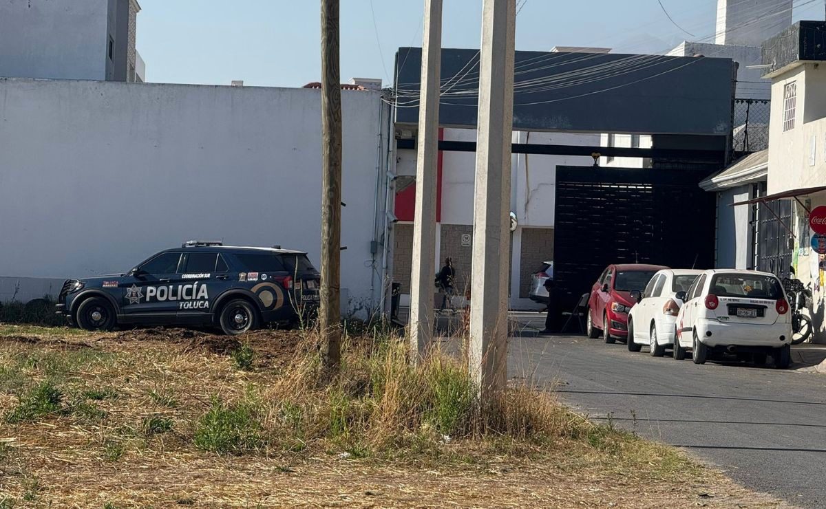 Adolescente mata a su papá y hermano en Toluca