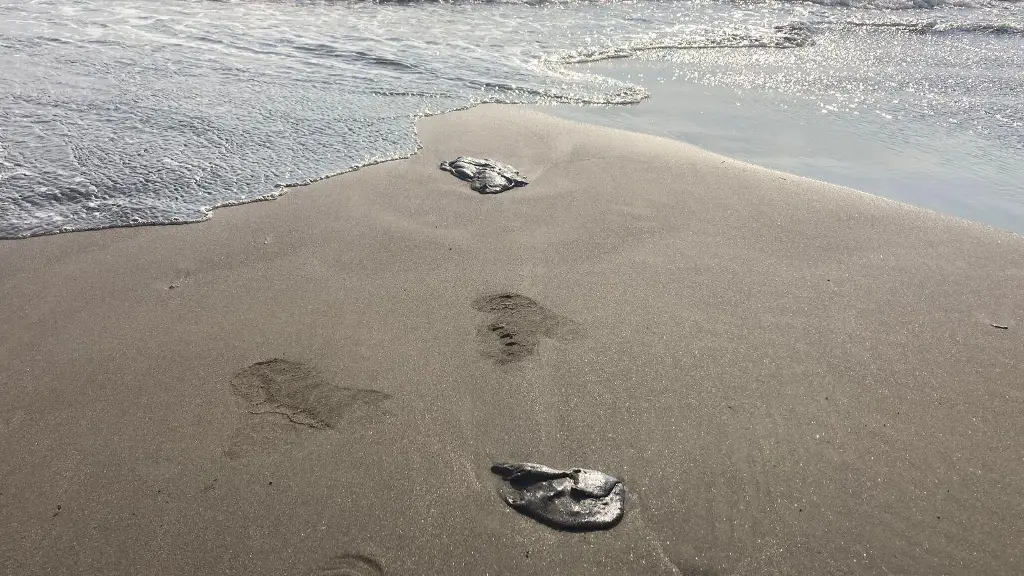 Llega chapopote a playa de Boca del Río